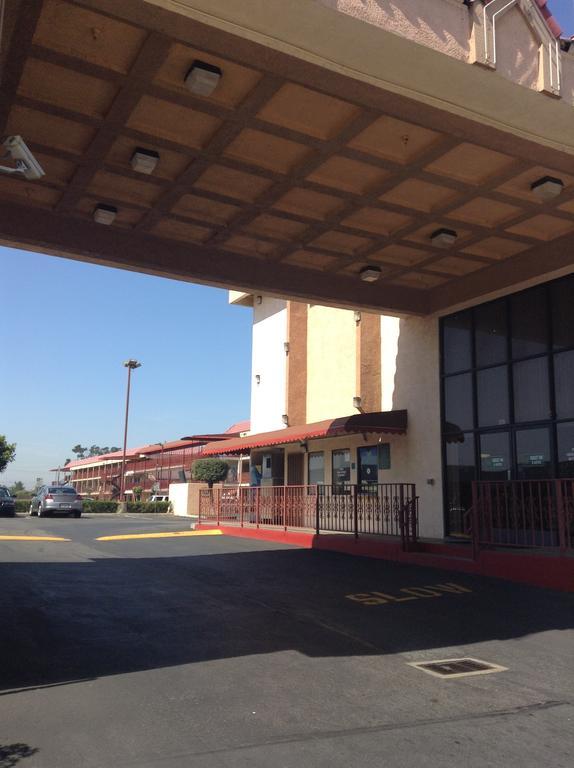Budget Inn Anaheim/Santa Ana Esterno foto