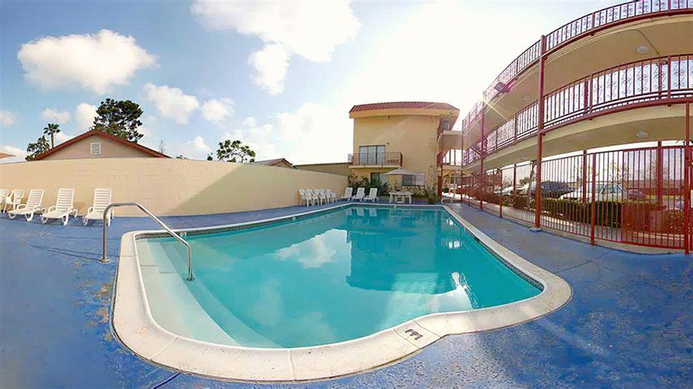 Budget Inn Anaheim/Santa Ana Esterno foto