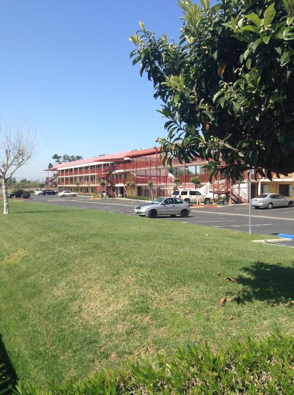 Budget Inn Anaheim/Santa Ana Esterno foto