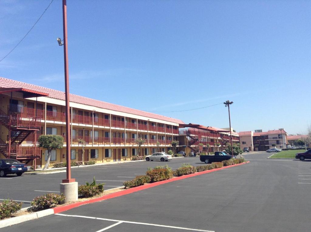 Budget Inn Anaheim/Santa Ana Esterno foto