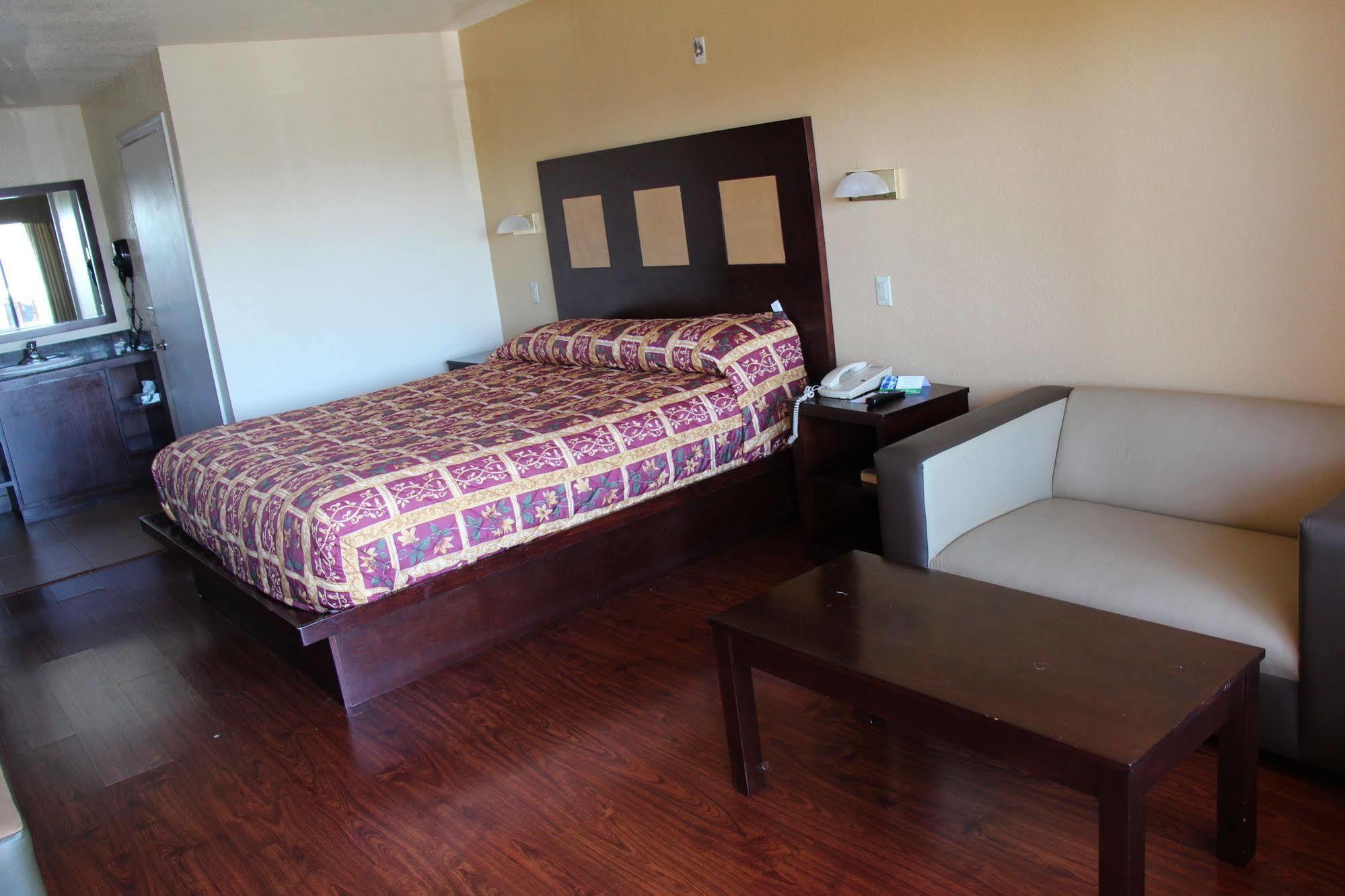 Budget Inn Anaheim/Santa Ana Esterno foto