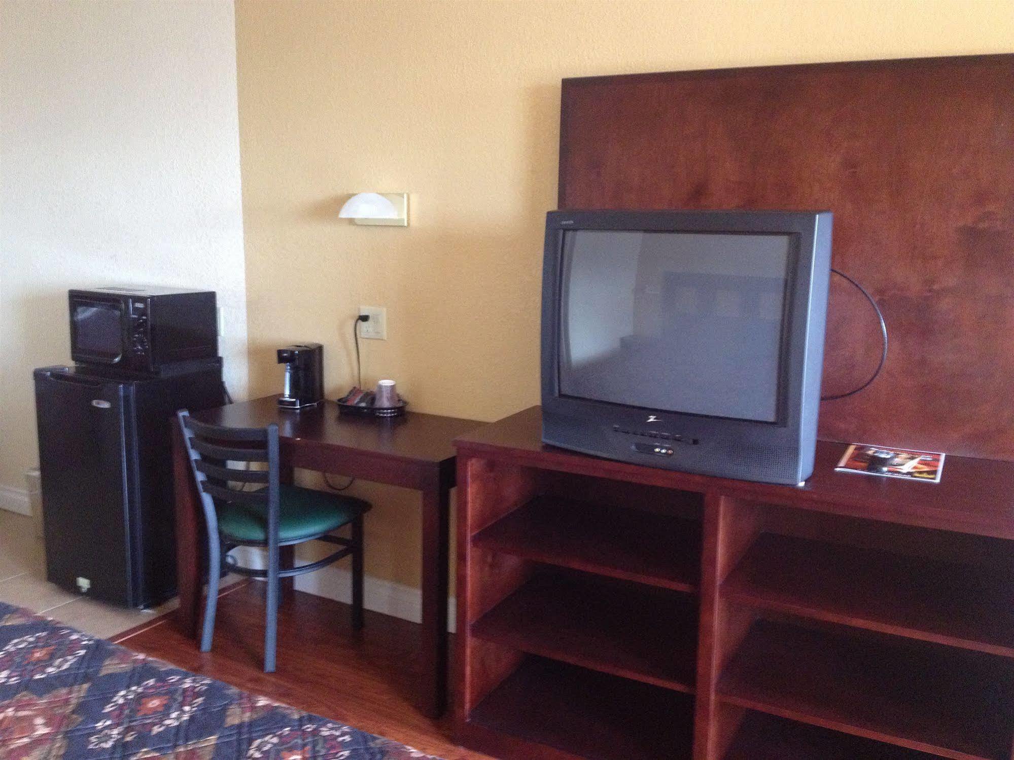 Budget Inn Anaheim/Santa Ana Esterno foto
